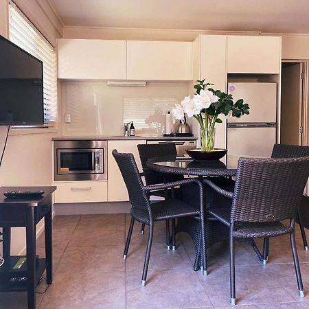 Retreat On Rita ~ Downtown Mount Maunganui With Beach Access Exterior foto